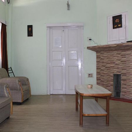 Harry'S Bed And Breakfast1 Shillong Exteriör bild